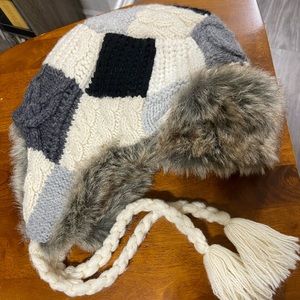 American Eagle Knit Trapper Hat